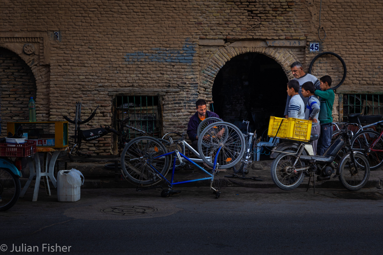  Bicycle repair Dar Tozeur, Tunisia